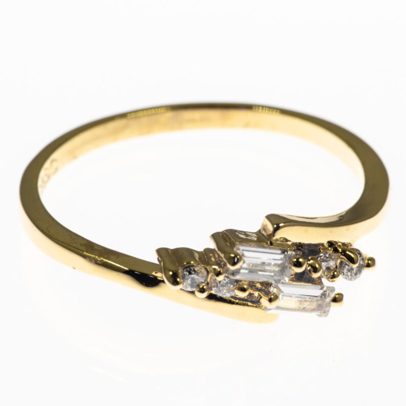 Gold Baguette Fashion Ring